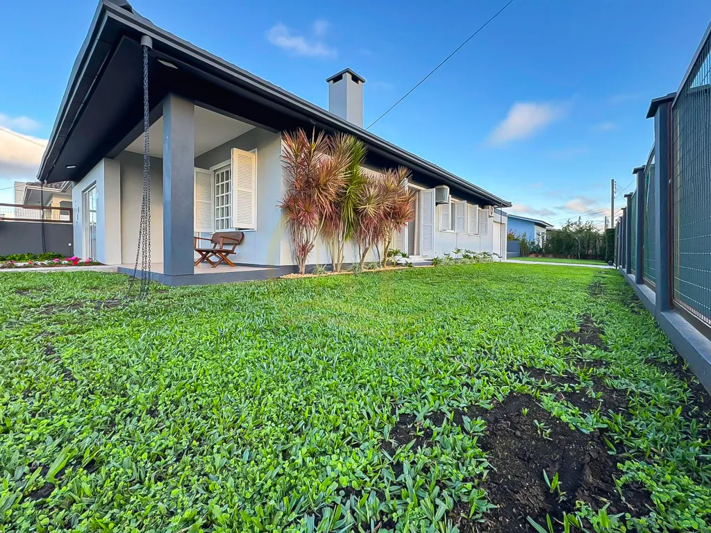 Casa à venda com 3 Dormitórios em Xangri-lá — foto 1