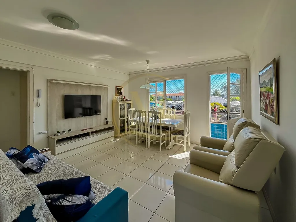 Apartamento com 3 Dormitórios no Centro de Atlântida — foto 1