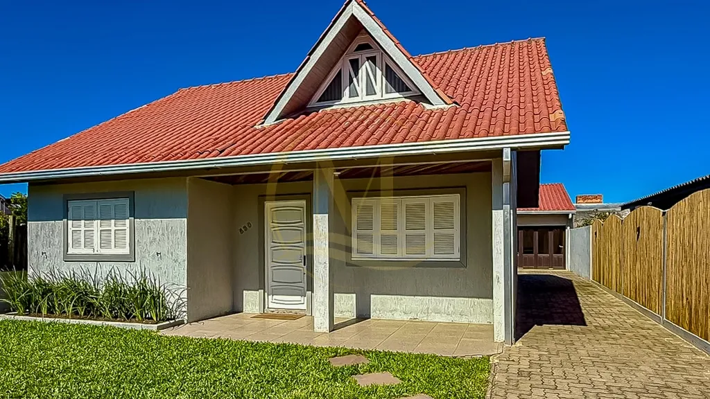 Casa 4 dormitórios em Rainha do Mar em Xangri-Lá — foto 1