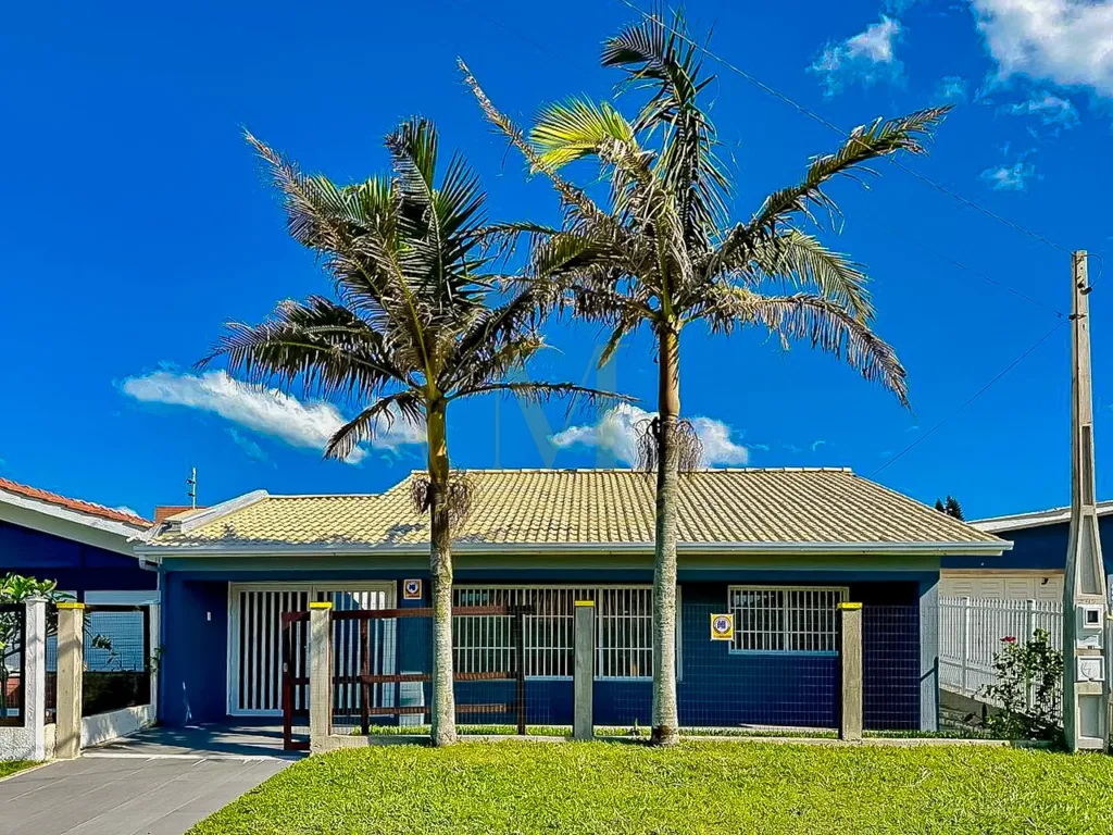 Casa à Venda com 4 dormitórios, 2 suítes e piscina em Rainha do Mar - Xangri-lá — foto 1