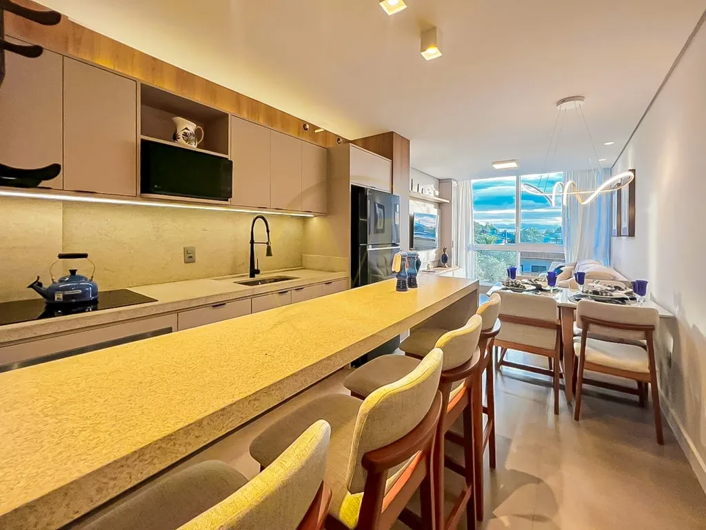 Apartamento à Venda com 2 Dormitórios, Mobiliado e Decorado no Livin em Atlântida - Xangri-lá — foto 1