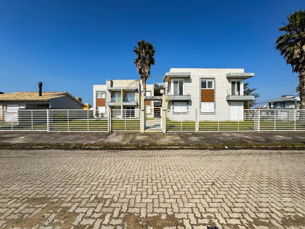 Apartamento à Venda em Xangri-Lá — foto 1