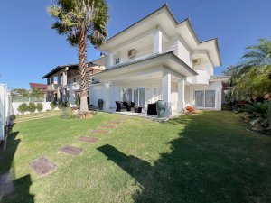 Casa em Atlântida