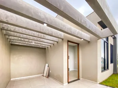 Casa nova e nunca habitada, sozinha no pátio na Praia de Noiva do Mar — foto 3
