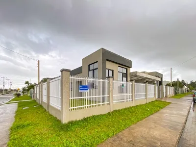 Casa de esquina nova com pátio privativo na Praia de Noiva do Mar — foto 3