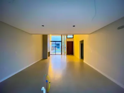 Casa com 3 dormitórios, churrasqueira e abrigo para 2 carros na Praia de Noiva do Mar — foto 5