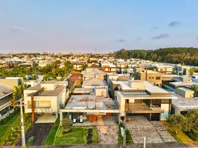 Casa à venda com 4 Suítes e Piscina - Condomínio Fechado em Caphttps://www.marenzaimoveis.com.br/admin/editar-imovel.php?id=326#localizacaoão da Canoa — foto 2