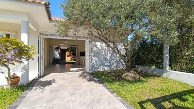 Casa à 50 metros do Mar com 3 Dormitórios em Xangri-Lá — foto 4