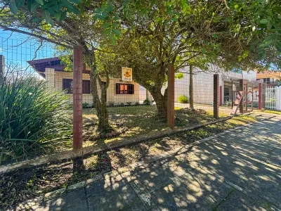 Casa Mobiliada com 3 Dormitórios Próxima ao Mar em Xangri-Lá — foto 2