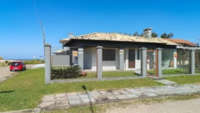 Casa à 1 Quadra do Mar com 3 Dormitórios em Xangri-Lá — foto 3