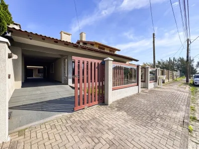 Casa térrea mobiliada a 3 quadras do mar no Centro de Xangri-Lá — foto 4