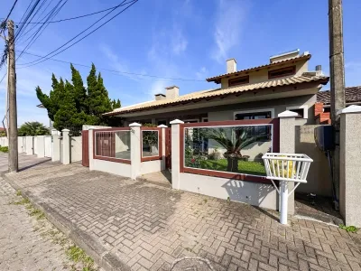 Casa térrea mobiliada a 3 quadras do mar no Centro de Xangri-Lá — foto 3
