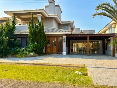 Casa em Condomínio em Atlântida