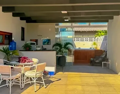 Casa mobiliada na praia | 3 dormitórios, lareira e 120 m² privativos — foto 3