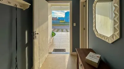 Casa de 3 Dormitórios com Piscina no Condomínio Pateo Marbella - Xangri-lá — foto 2