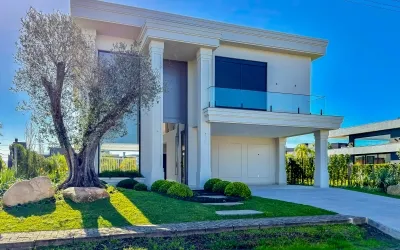 Casa em Condomínio em Parque Antártica