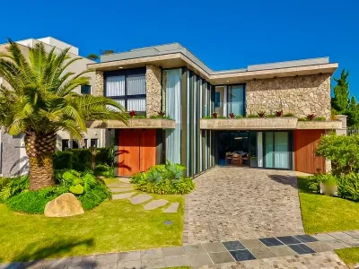 Casa em Condomínio em Atlântida