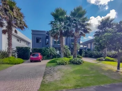 Casa em Condomínio em Atlântida