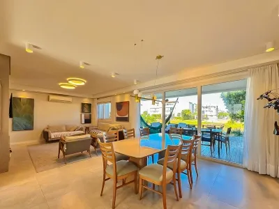 Apartamento Beira Lago e 3 Suítes à Venda no Condomínio Rossi em Xangri-lá — foto 4