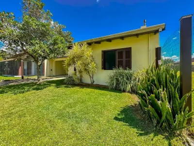 Casa à Venda com 4 Suítes, Mobiliada e Piscina no Centro de Xangri-lá — foto 2